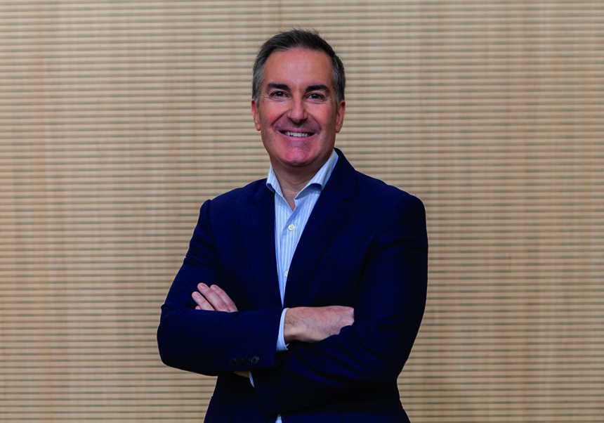 Sr. Carlos López d'Ayala